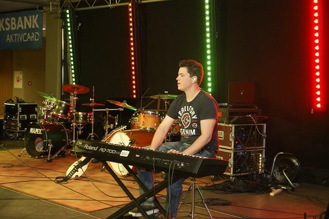  DSC2010